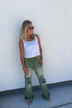 Load image into Gallery viewer, Lizz Denim Collection: Distresses Color Jeans