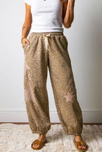 Load image into Gallery viewer, Leopard Star Joggers