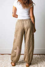 Load image into Gallery viewer, Leopard Star Joggers